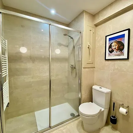 Abbott Apartment - 1 Min From The Beach - 100M2 - Sleeps 8 Sitges Exterior photo