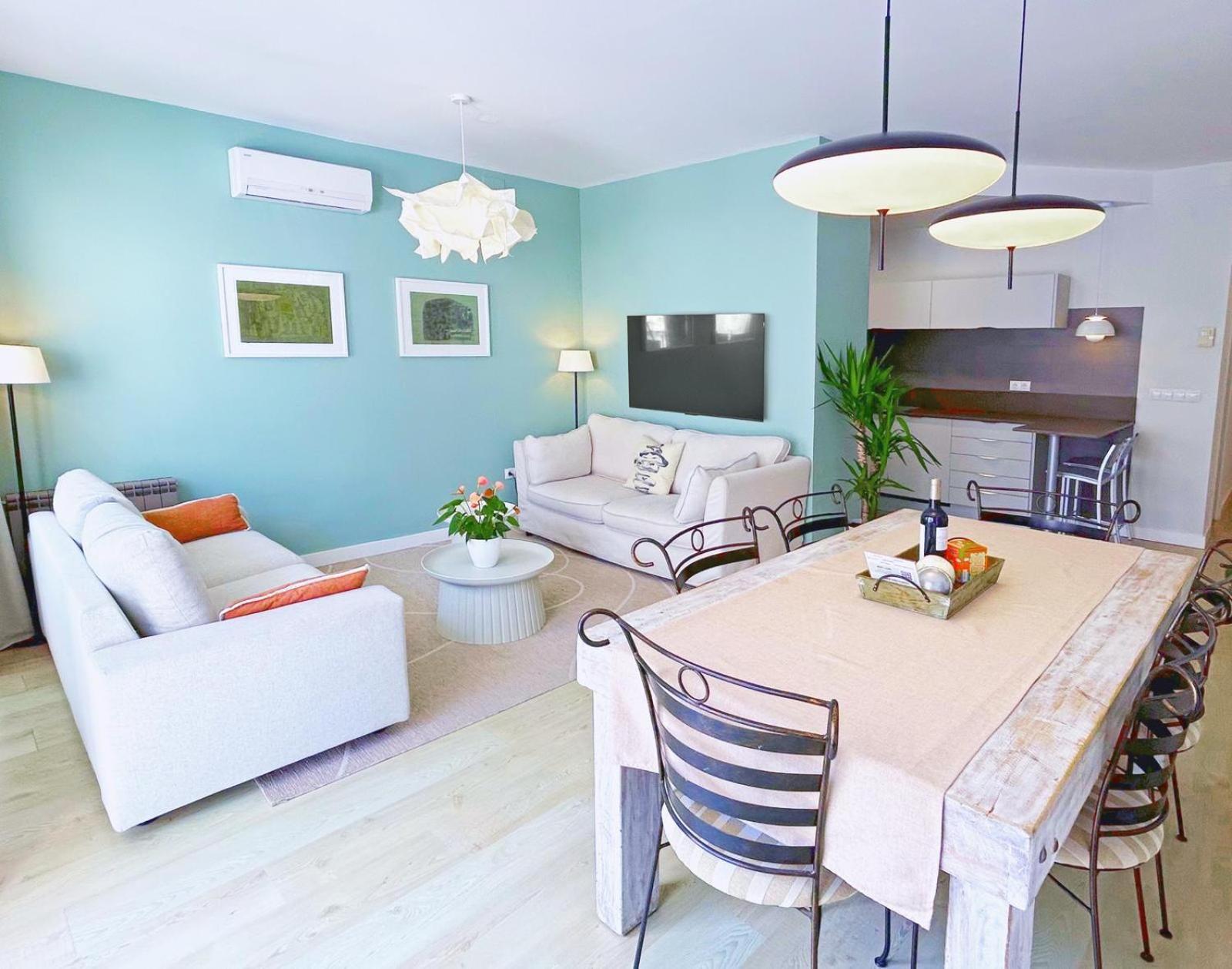 Abbott - 1 Min From The - 100m2 - Sleeps 8 Appartement Sitges